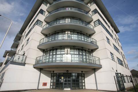 2 bedroom apartment to rent, High Road, Chadwell Heath