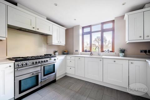 undefined, The Street, Upper Farringdon, Alton, Hampshire, GU34