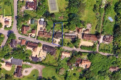 undefined, The Street, Upper Farringdon, Alton, Hampshire, GU34