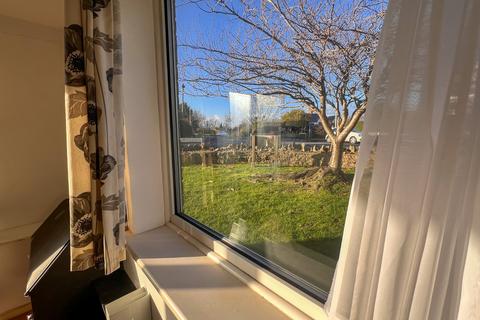 2 bedroom apartment for sale, Beach Road West, Portishead, Bristol, North Somerset, BS20
