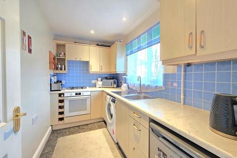 2 bedroom end of terrace house for sale, Riverside Park, Spalding