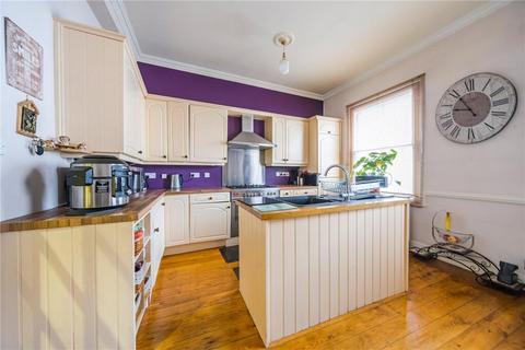 3 bedroom terraced house for sale, West Street, Farnham, GU9