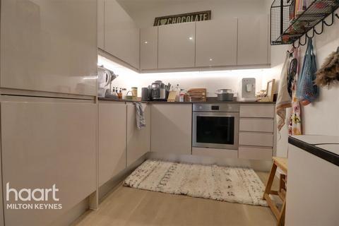 2 bedroom apartment to rent, Silbury Boulevard, Central Milton keynes