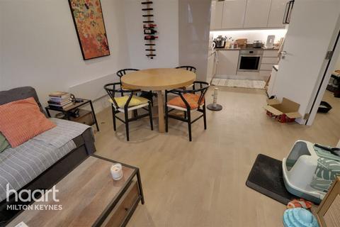 2 bedroom apartment to rent, Silbury Boulevard, Central Milton keynes