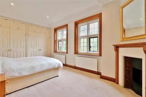 3 bedroom apartment for sale, Oldfield Wood, Woking, Surrey, GU22