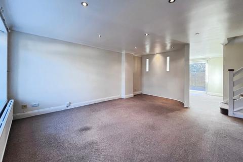 3 bedroom semi-detached house for sale, Ashdown Avenue, Farnborough, Hampshire