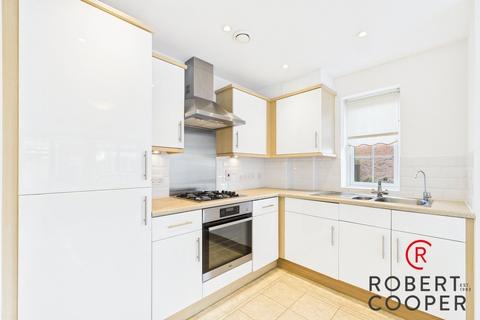 2 bedroom apartment to rent, Wren Lane, Ruislip, HA4