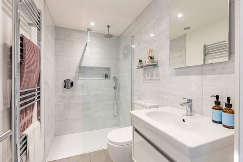 4 bedroom detached house for sale, Mancroft Road, Luton LU1