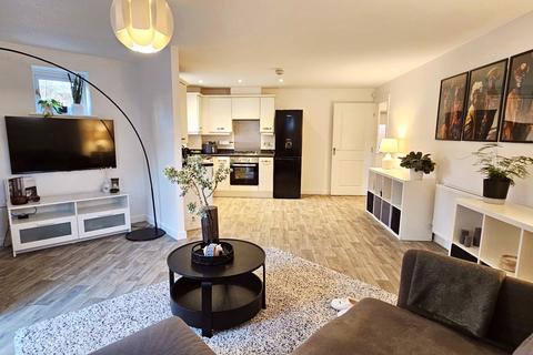 2 bedroom ground floor flat for sale, Ashby Gardens, Hyde, SK14 3EY