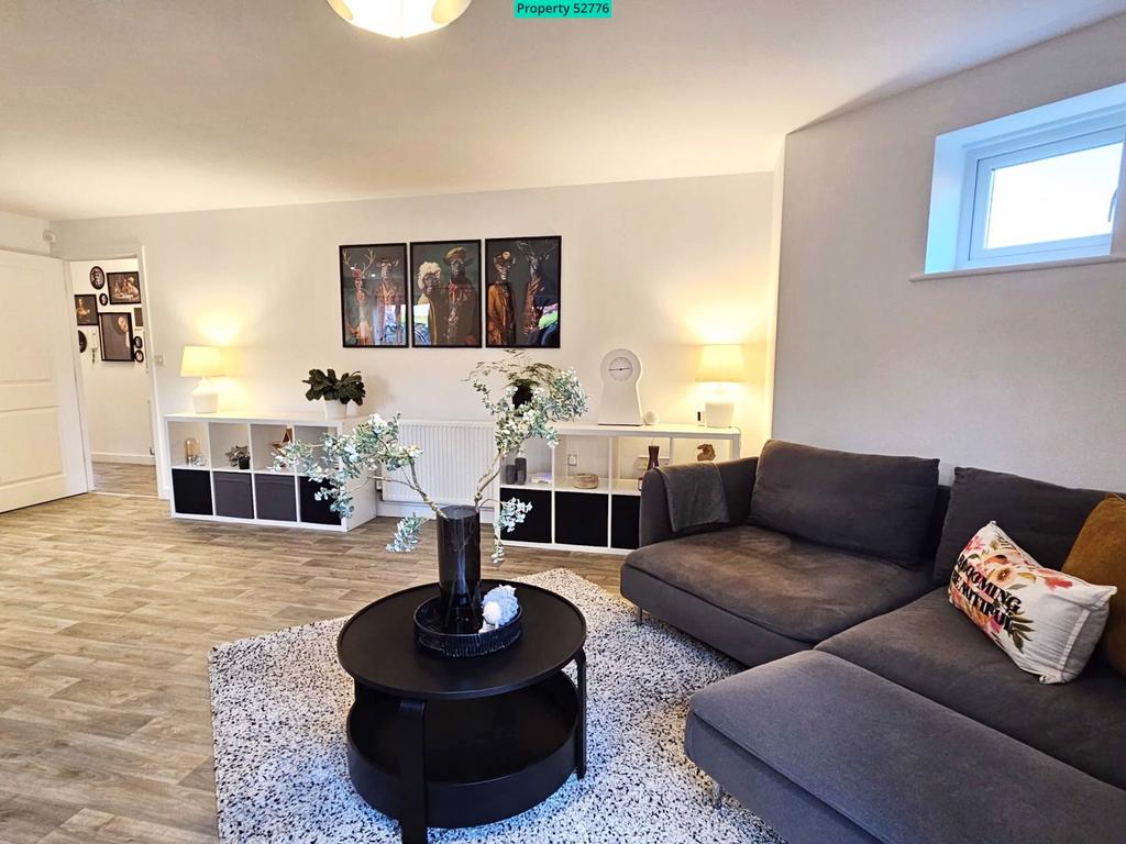 Lounge/kitchen