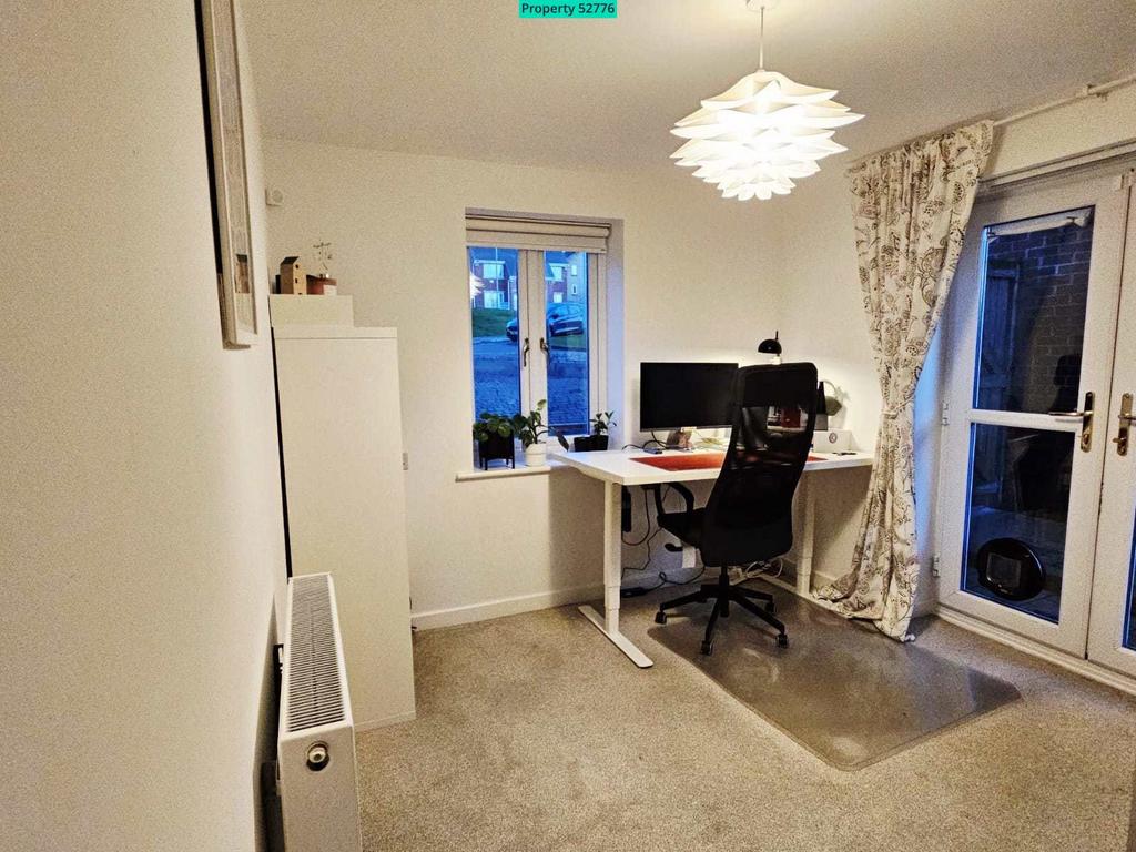 2nd bedroom