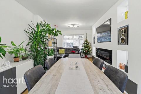 3 bedroom semi-detached house for sale, Alway Crescent, Newport