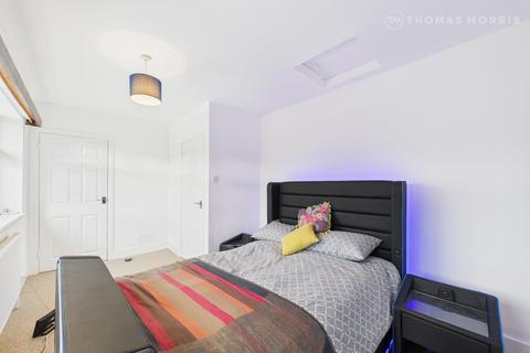 undefined, Cambridge Crescent, Royston SG8