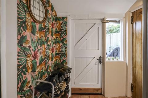 undefined, High Street, Newport CB11
