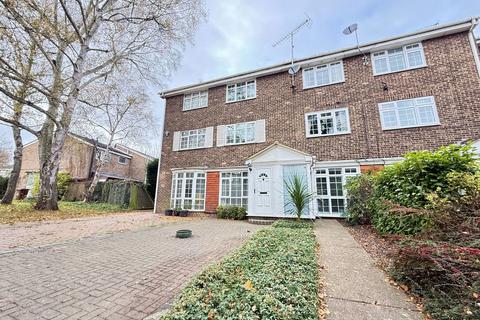 undefined, Wheatcroft Grove, Gillingham ME8