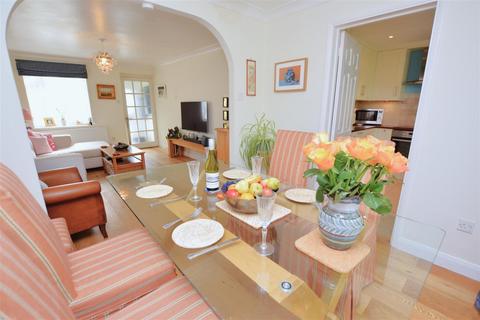 3 bedroom house for sale, Veals Mead, Mitcham, CR4