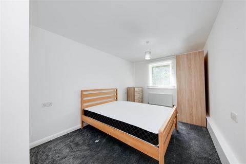 2 bedroom apartment to rent, Fairlead House, Cassilis Road, London, E14