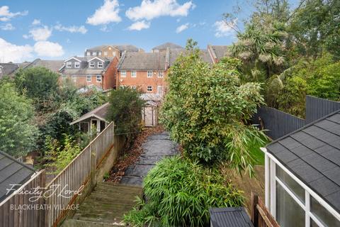 2 bedroom terraced house for sale, Kendall Road, London SE18