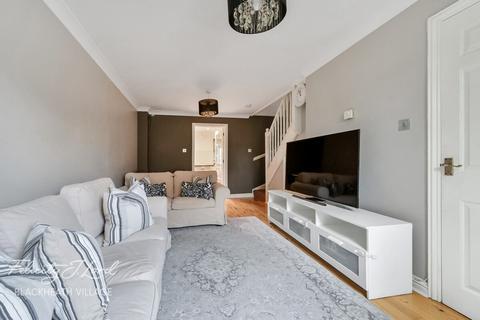 2 bedroom terraced house for sale, Kendall Road, London SE18