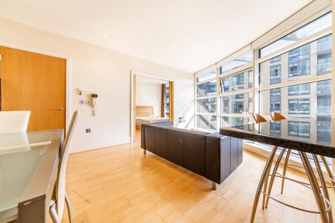 1 bedroom apartment to rent, Kingfisher House, London SW18