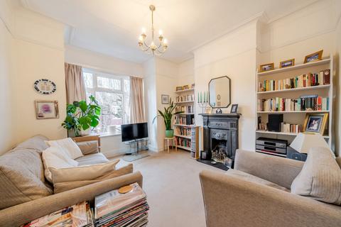 2 bedroom maisonette for sale, Kettering Street, London, SW16