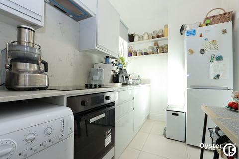1 bedroom flat to rent, Bowes Road, London, N11