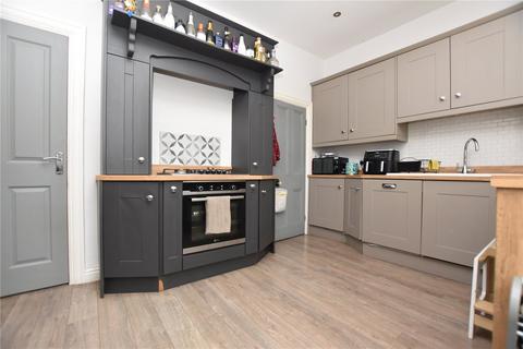3 bedroom terraced house for sale, The Nooks, Gildersome, Morley, Leeds