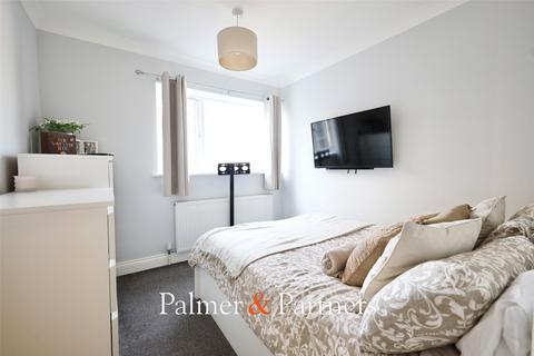 2 bedroom apartment for sale, Uplands Road, Clacton-on-Sea, Essex, CO15