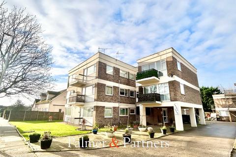 2 bedroom apartment for sale, Uplands Road, Clacton-on-Sea, Essex, CO15