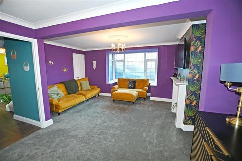 undefined, Canvey Road, Canvey Island SS8