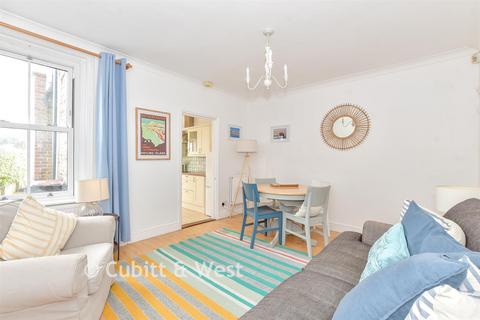 3 bedroom cottage for sale, Bridge Road, Emsworth, Hampshire