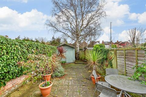 3 bedroom cottage for sale, Bridge Road, Emsworth, Hampshire