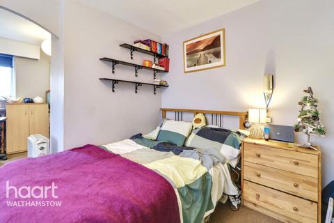 undefined, Greenacre Gardens, Walthamstow