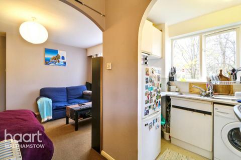 1 bedroom apartment for sale, Greenacre Gardens, Walthamstow
