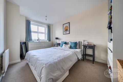2 bedroom penthouse for sale, Sydenham Road, Guildford, Surrey, GU1