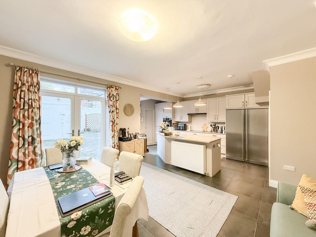 Dining Kitchen