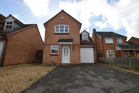3 bedroom detached house to rent, Sandringham Road, Hindley