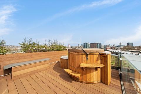 4 bedroom flat to rent, Porchester Road, London, W2