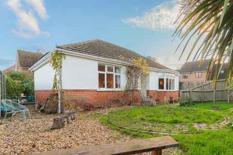 2 bedroom bungalow to rent, FAWLEY, DETACHED, UNFURNISHED