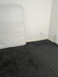 2 bedroom flat to rent, Victoria Street, Denton M34