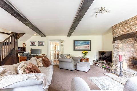 4 bedroom end of terrace house for sale, Farm Road, Bristol BS16