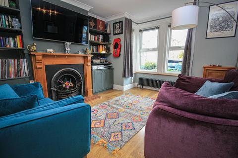 2 bedroom semi-detached house for sale, Deacon Road, Southampton SO19
