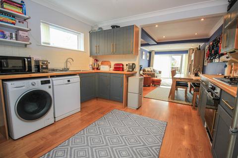 2 bedroom semi-detached house for sale, Deacon Road, Southampton SO19