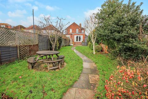 2 bedroom semi-detached house for sale, Deacon Road, Southampton SO19