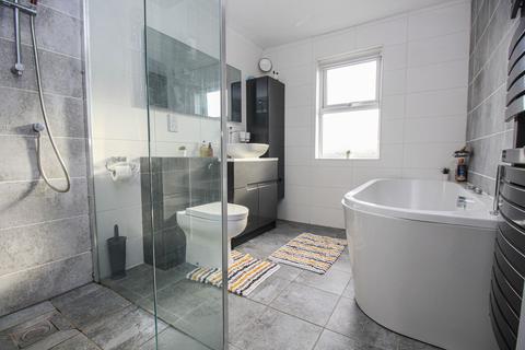 2 bedroom semi-detached house for sale, Deacon Road, Southampton SO19