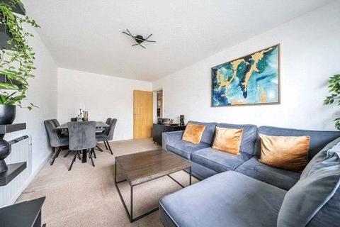2 bedroom apartment for sale, Woodlands Close, Guildford, Surrey, GU1