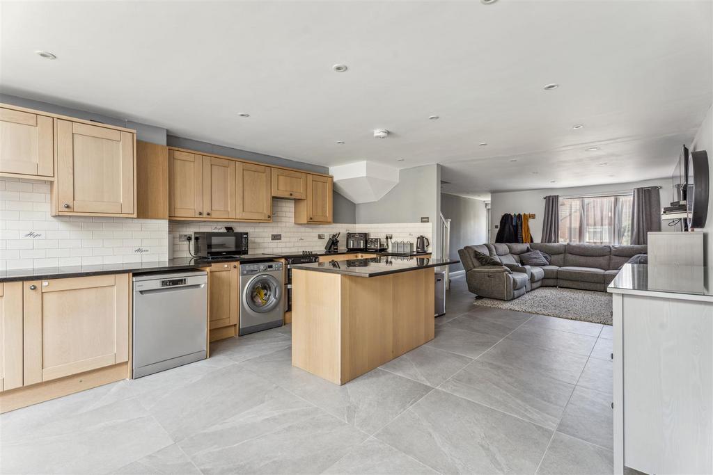 Kitchen/lounge