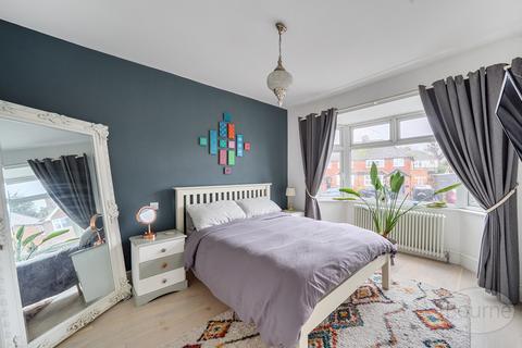 3 bedroom semi-detached house for sale, Rydes Hill Road, Guildford, Surrey, GU2
