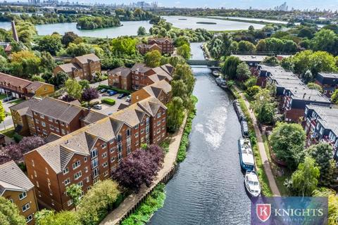 1 bedroom apartment for sale, Bream Close , Tottenham , London, N17