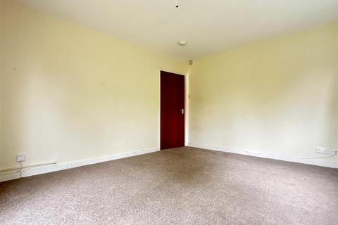 undefined, High Street, Rawmarsh